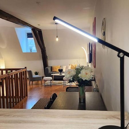 Grand Duplex Du Beffroi Apartment Douai Exterior photo
